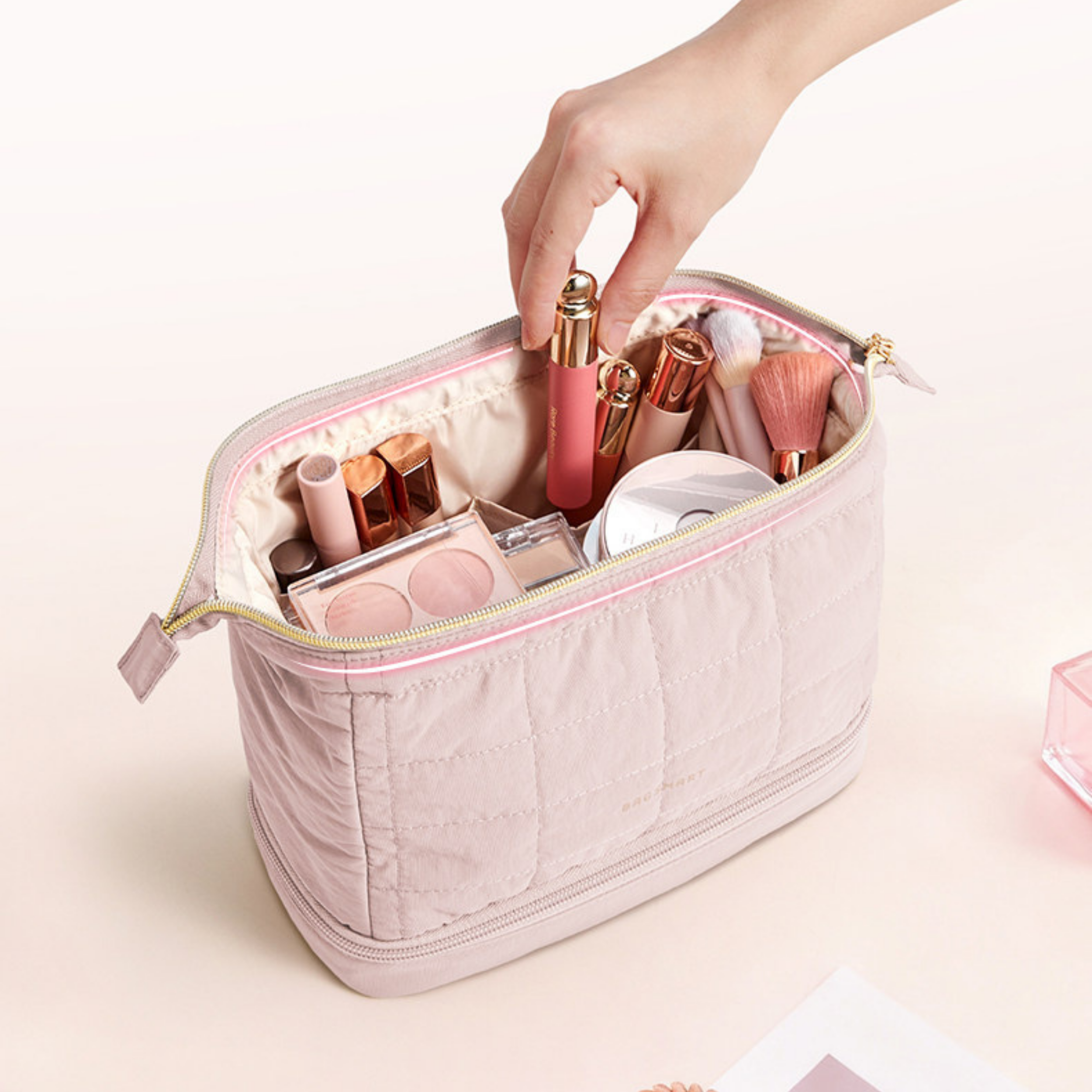 Bagsmart Çift Katmanlı Fırça Bölmeli Su Geçirmez Kadın Kozmetik Çantası