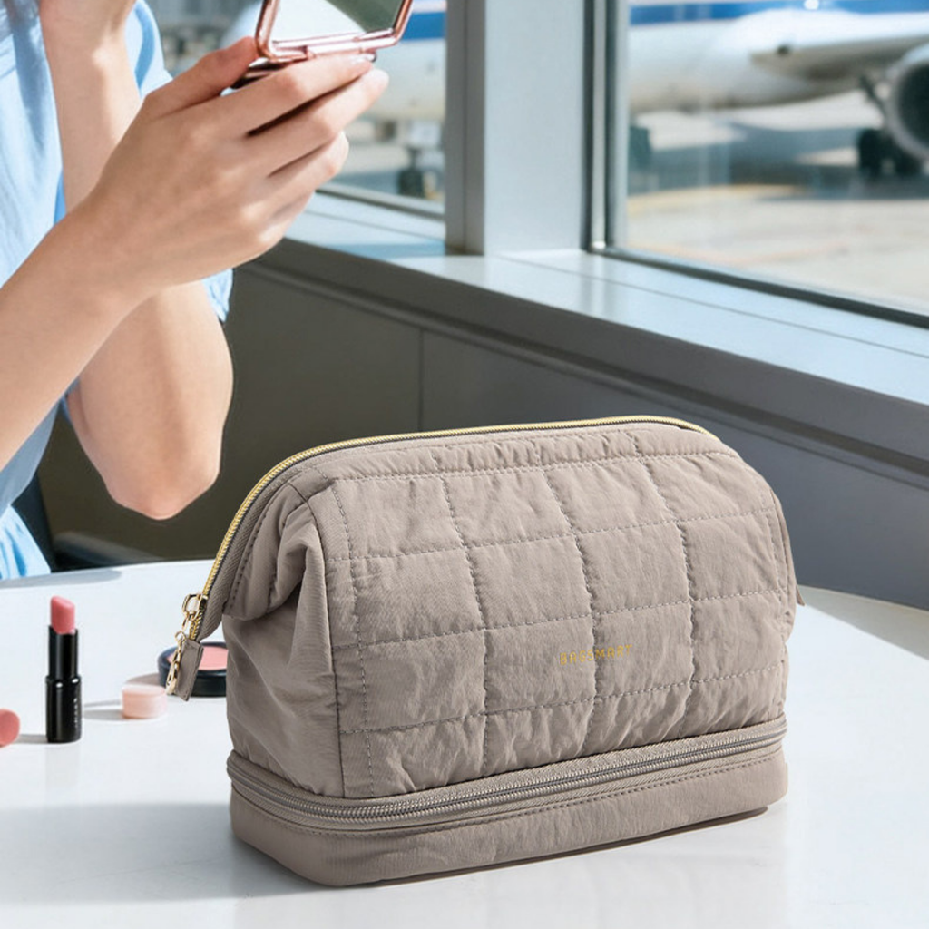 Bagsmart Çift Katmanlı Fırça Bölmeli Su Geçirmez Kadın Kozmetik Çantası