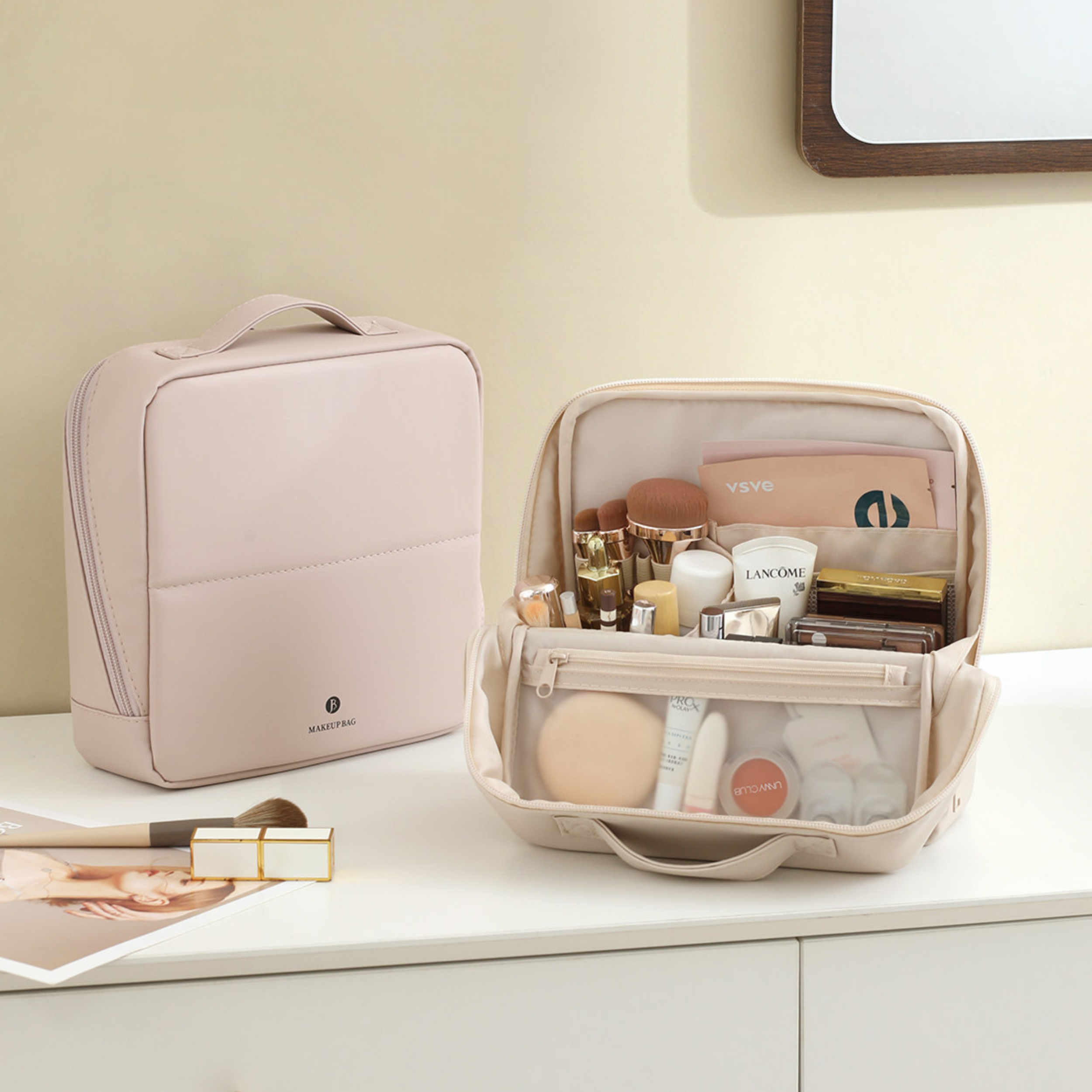 Dik Duran Makyaj Organizer Çantası – Çok Bölmeli & Suya Dayanıklı