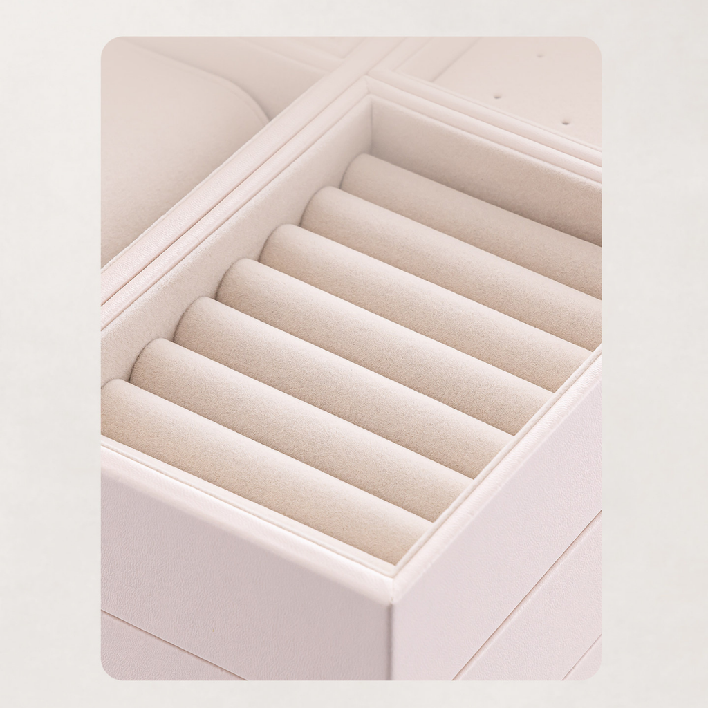 LuxeBox™ Premium Takı Organizer – Çok Katmanlı Kilitli Tasarım